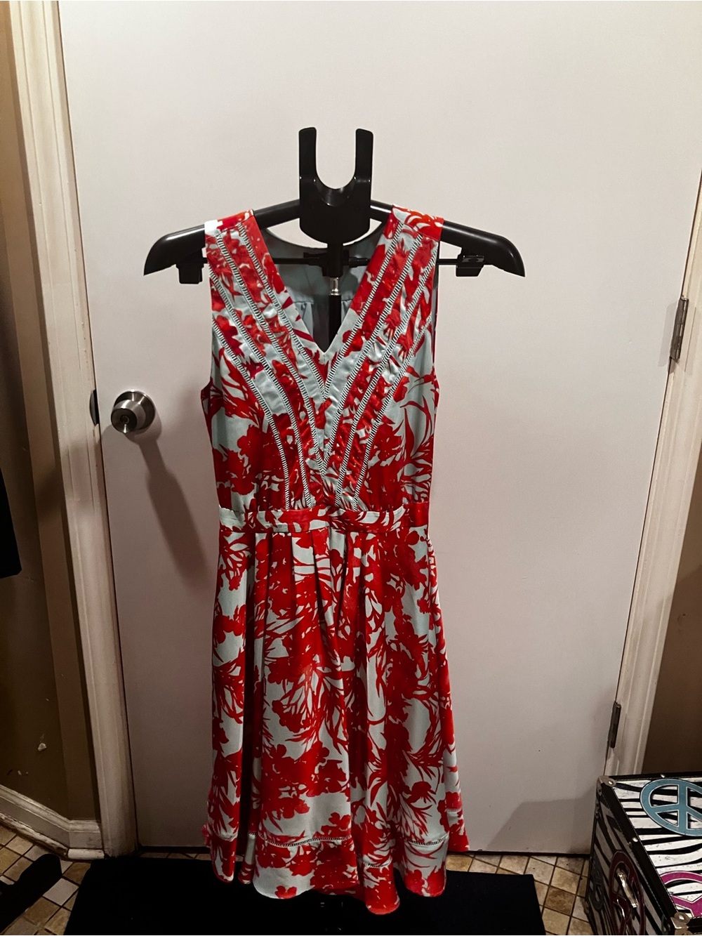 Banana Republic Floral V-Neck Fit & Flare Dress 0 Ladder Lace Midi - Picture 2 of 12